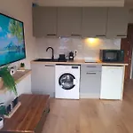 Magnifique Studio Clim Piscine-res Concorde فندق