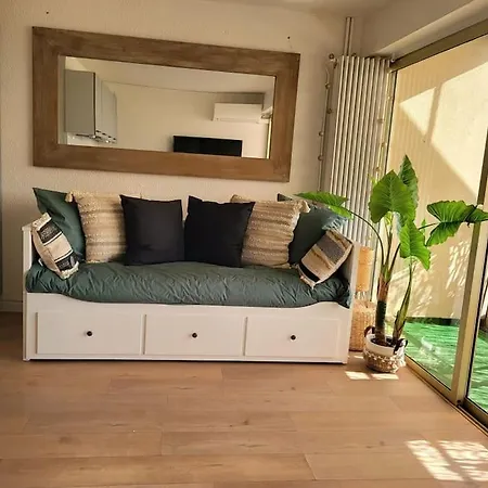 Magnifique Studio Clim Piscine-res Concorde فندق ماندوليو لا نابول